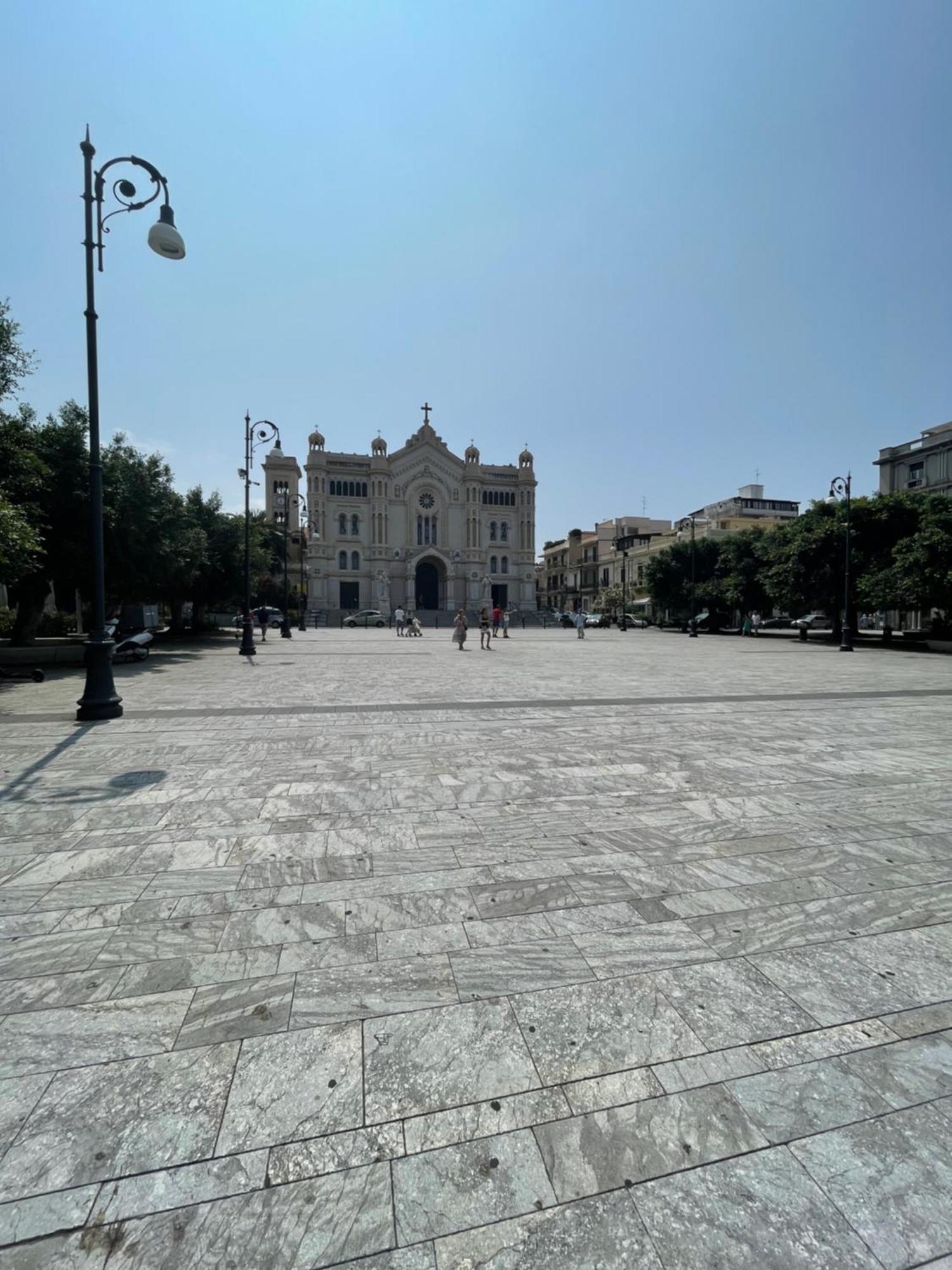 La Cattedrale Hotel Reggio di Calabria Buitenkant foto